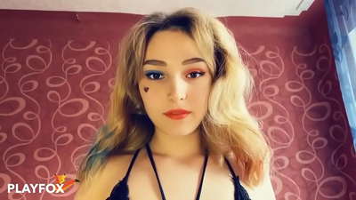 Kacamata kanyataanana maya sihir masihan kuring séks sareng Harley Quinn