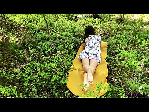 ❤️ Stranger on Tinder Masturbates My Pussy and Fucks Passionately in the wood ❤️❌ video seks di urang ️❤